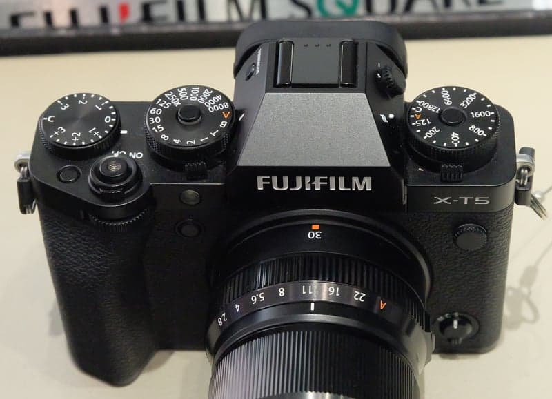 Fujifilm X-T5