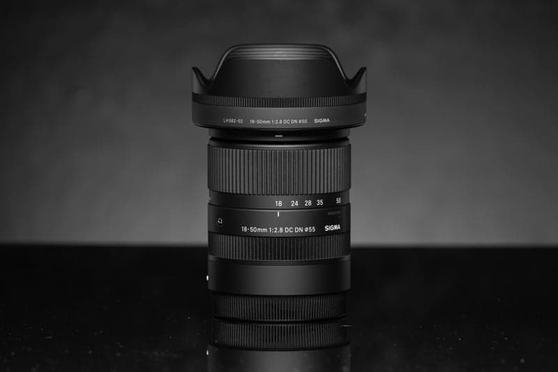Sigma 18-50mm F2.8 DC DN